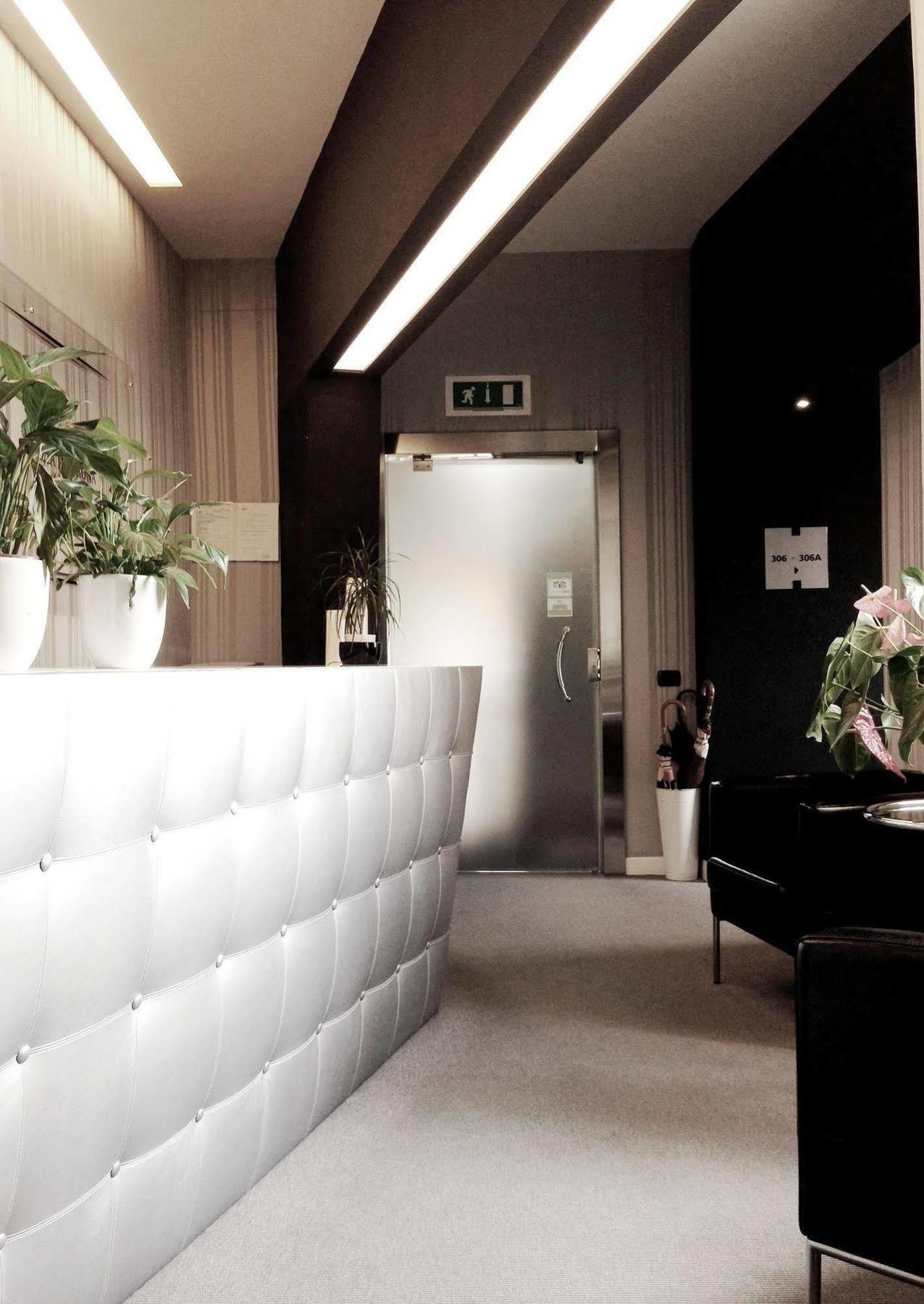 Piazza Di Spagna Suites ローマ エクステリア 写真